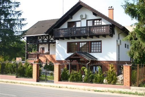 Dunakanyar Bed & Breakfast God Exterior photo